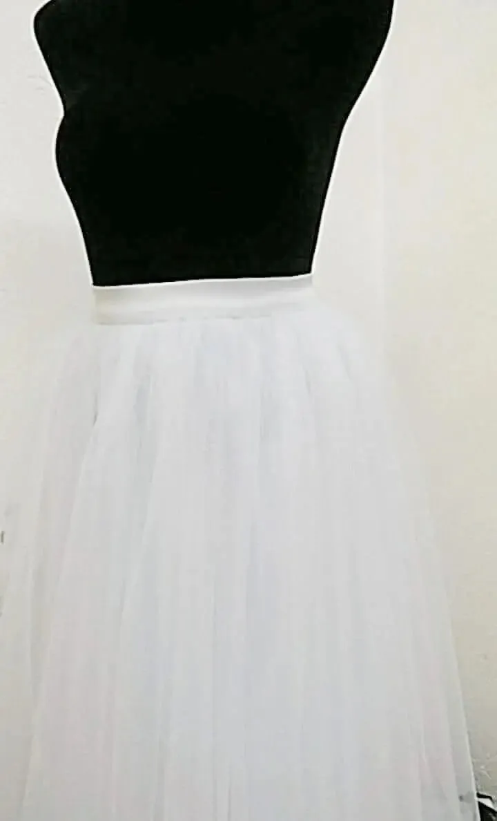 Elegant Customizable Tulle Bridal Skirt | Size 6 | Tutu Józef