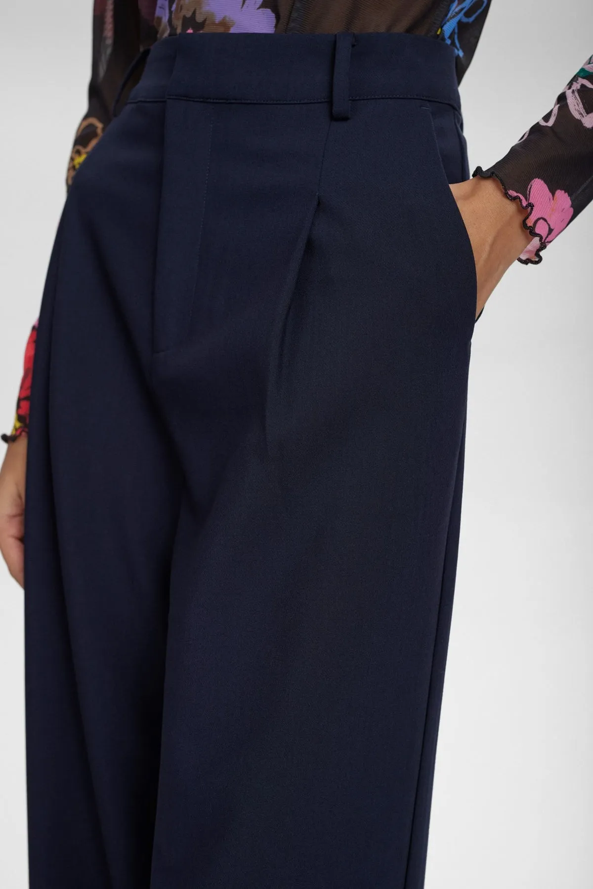 Numph Numathy Navy High Waist Trousers